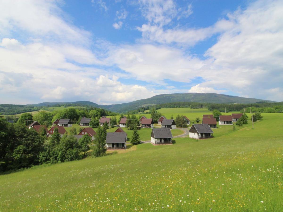 Holiday Home Holiday Hill 67 By Interhome Cista  Exteriör bild